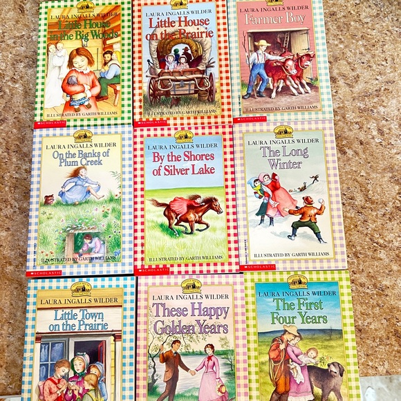 Little House on The Prairie Box Set - Picture 6 of 7